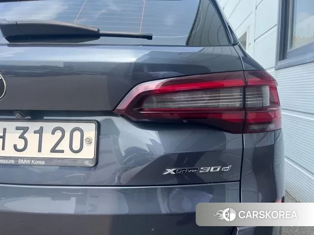 BMW X5 (G05) id 2902315 из Кореи 9