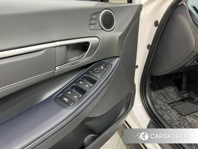 Hyundai Sonata (DN8) id 3877339 из Кореи 9