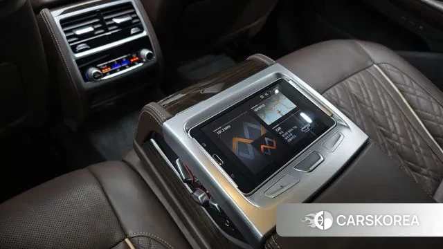 BMW 7 Series (G11) id 3383929 из Кореи 9