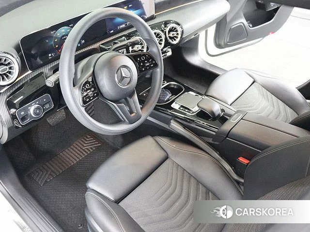Mercedes-Benz A-Class W177 id 4748614 из Кореи 9