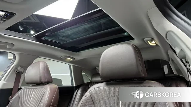 Hyundai Grandeur (GN7) id 3333844 из Кореи 9