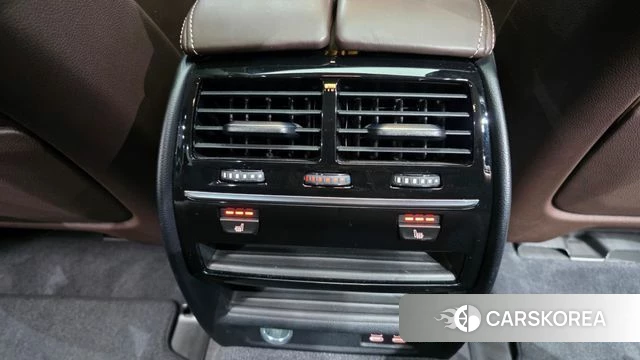 BMW 5 Series (G30) id 3800771 из Кореи 9