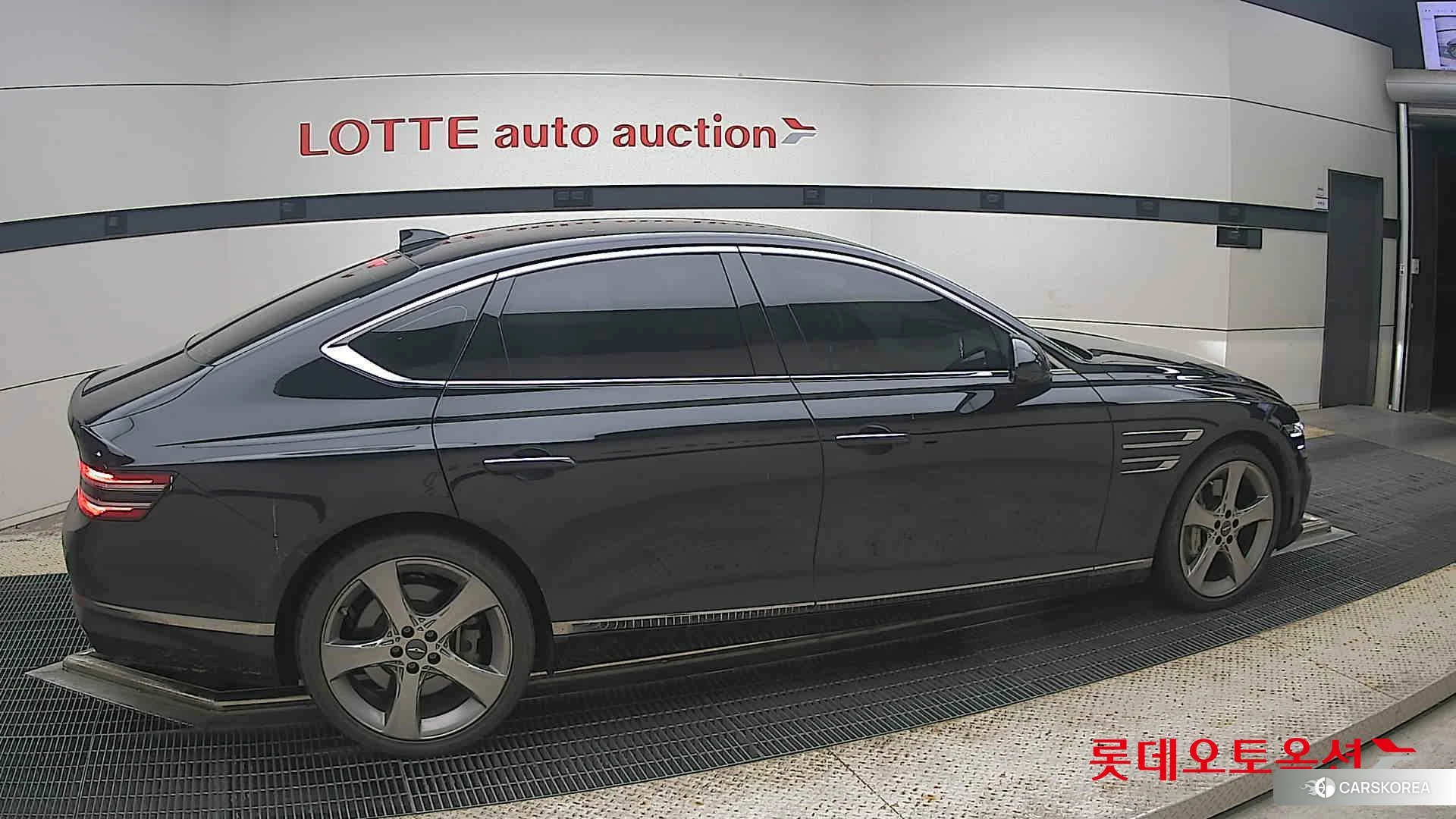 Hyundai G80 id 4902356 из Кореи 9