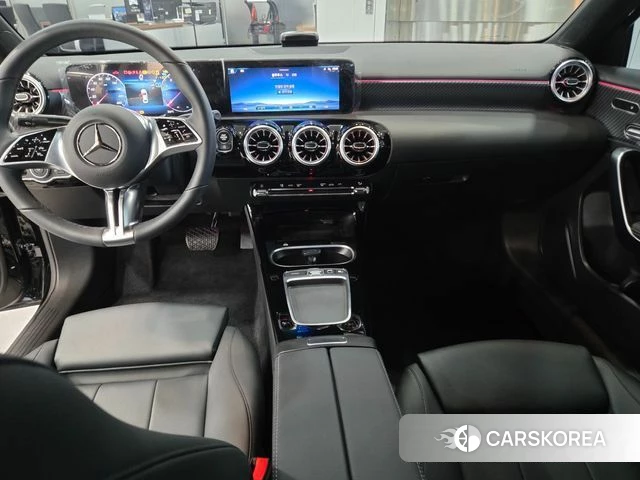 Mercedes-Benz A-Class W177 id 4505374 из Кореи 9