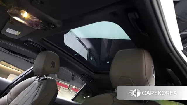 BMW 5 Series (G60) id 3451941 из Кореи 9