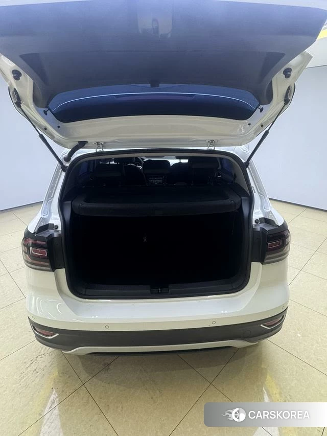 Volkswagen Exploring the shadow id 4207670 из Китая 9