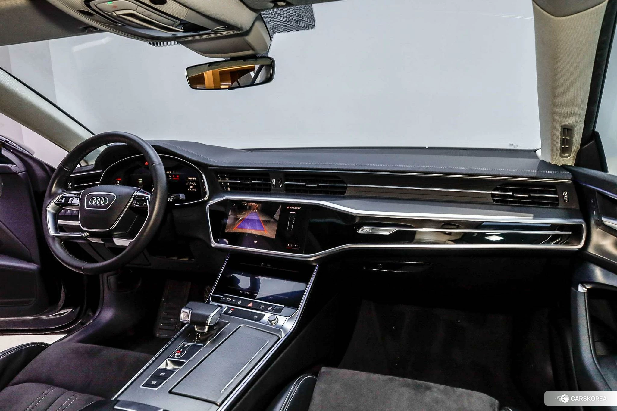 Audi A7L id 4467994 из Китая 9