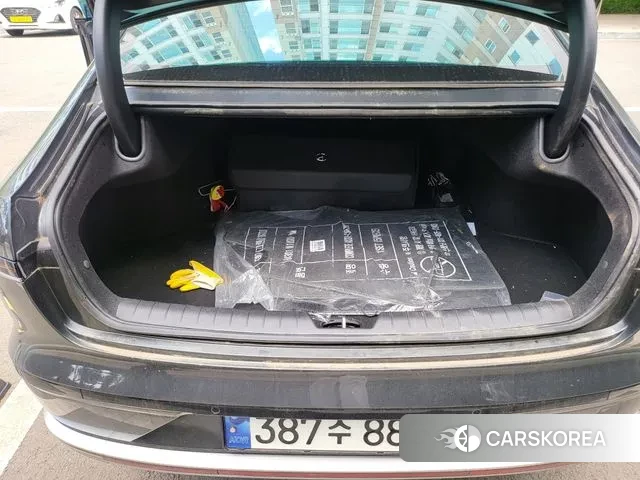 Hyundai Grandeur Hybrid (GN7) id 3057877 из Кореи 9