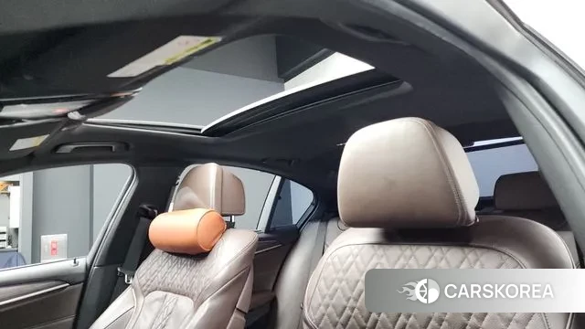 BMW 5 Series (G30) id 3578839 из Кореи 9