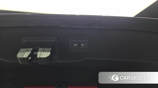 Audi A8 (D5) id 4293666 из Кореи 9
