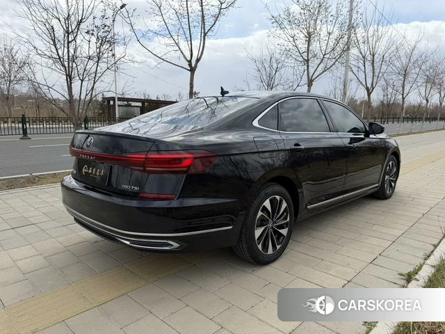 Volkswagen Passat id 4263069 из Китая 9