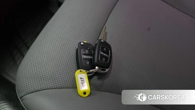 Hyundai The New Grand Starex id 4703315 из Кореи 9
