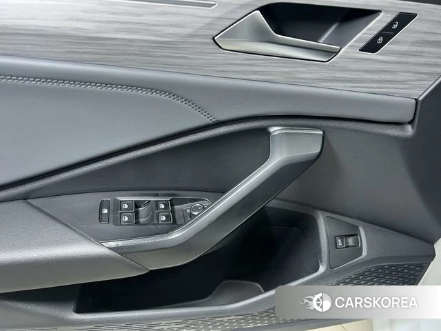 Volkswagen Sagitar id 4290803 из Китая 9