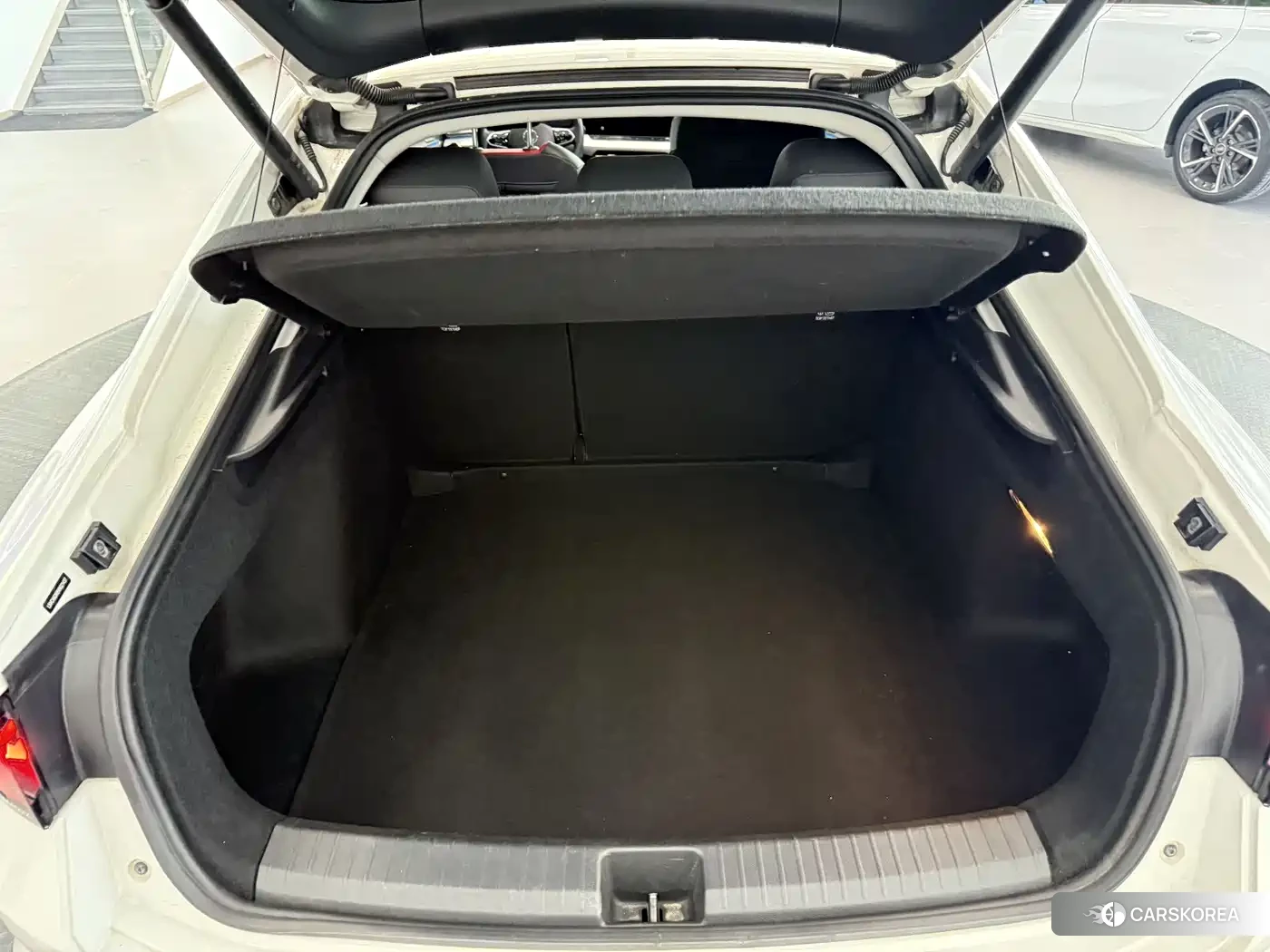 Volkswagen Lamando id 4607134 из Китая 9