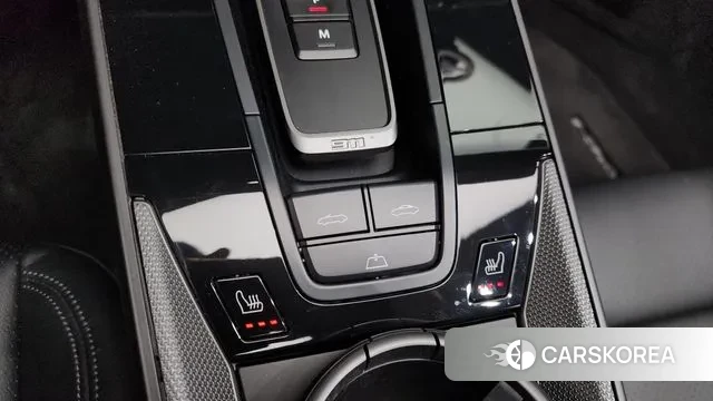 Porsche 911(992) id 3507568 из Кореи 9