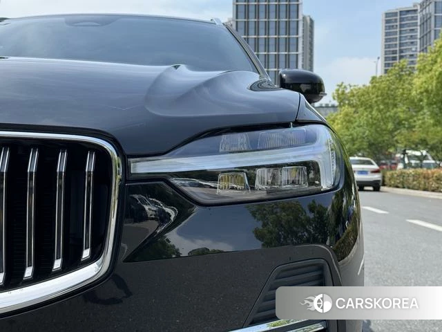 Volvo XC60 id 4212839 из Китая 9