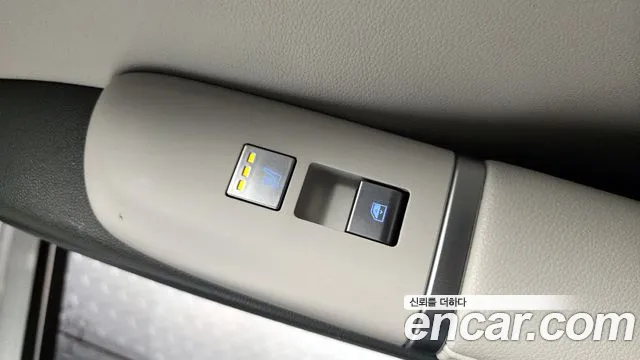 Hyundai Grandeur (GN7) id 2660386 из Кореи 9