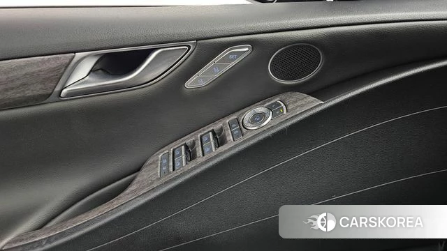 Genesis G80 (RG3) id 3800807 из Кореи 9