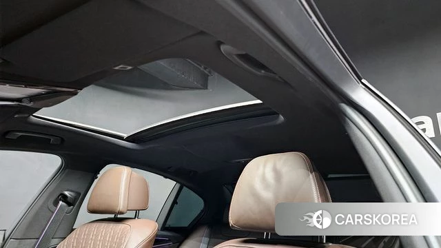 BMW 5 Series (G30) id 3807050 из Кореи 9