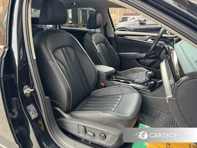 Volkswagen Passat id 4272547 из Китая 9