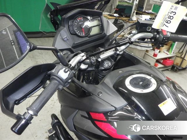 Suzuki V-STROM 650 XT id 3947166 из Японии 9
