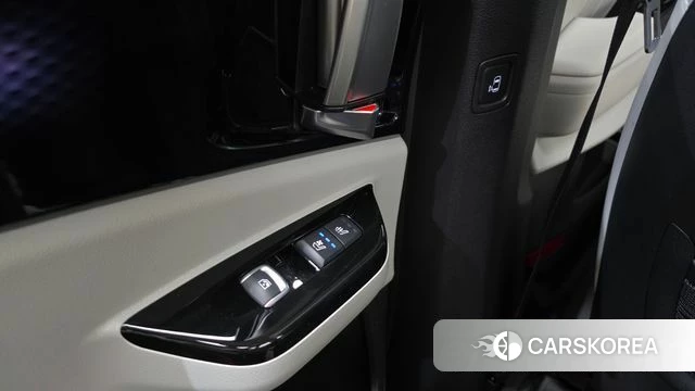 Kia Carnival 4th generation id 4201650 из Кореи 9