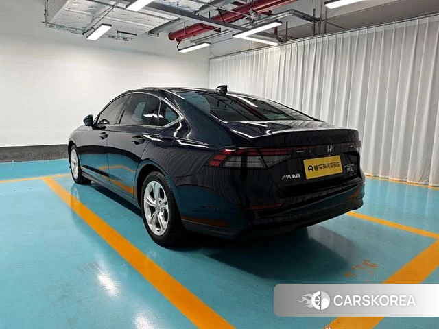 Honda Accord id 4341892 из Китая 9