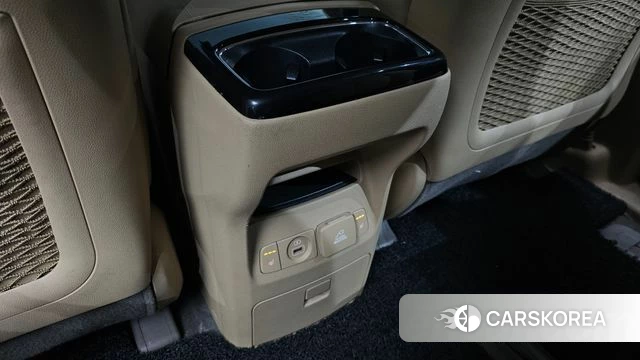 Kia The New Carnival id 4477238 из Кореи 9