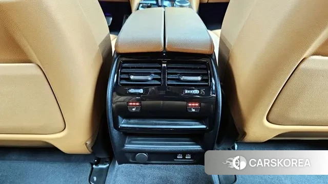 BMW 5 Series (G30) id 2985433 из Кореи 9