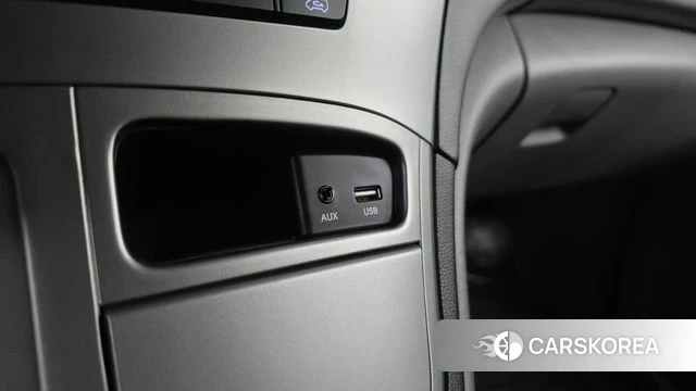 Hyundai The New Grand Starex id 4285518 из Кореи 9