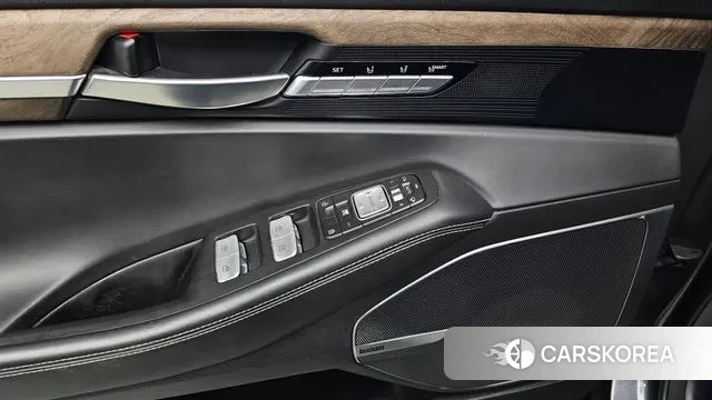 Genesis G90 id 3754297 из Кореи 9