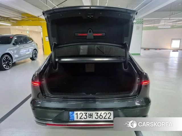 Hyundai Grandeur Hybrid (GN7) id 3897185 из Кореи 9