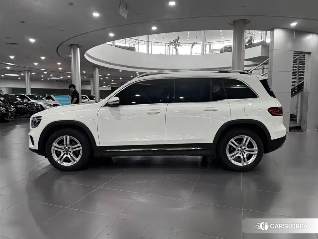 Mercedes-Benz GLB id 4680459 из Китая 9