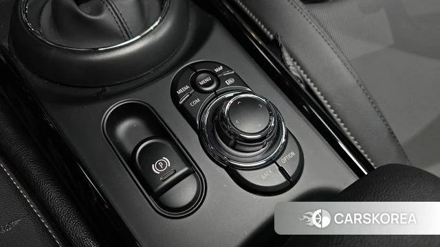 Mini Cooper Clubman id 4682311 из Кореи 9