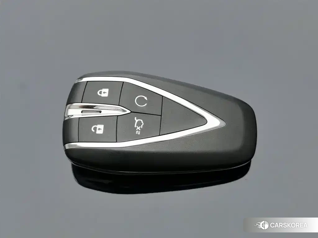 Chang'an Changan UNI-K Smart iDD id 4545979 из Китая 9