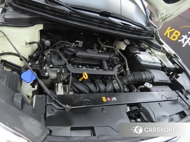 Kia Stonic id 2886278 из Кореи 9