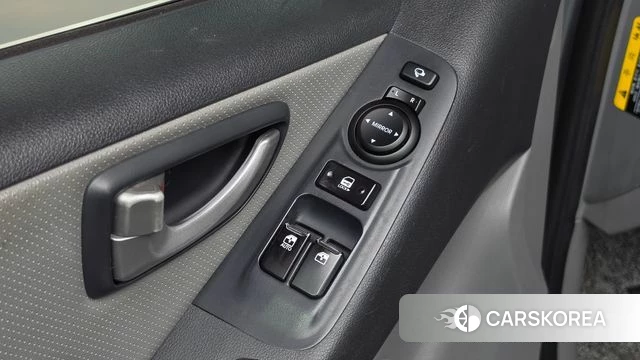 Hyundai The New Grand Starex id 4581258 из Кореи 9