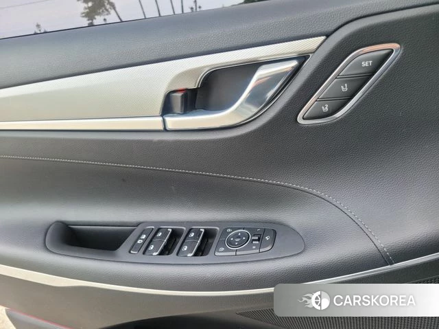 Hyundai The New Grandeur IG Hybrid id 4507850 из Кореи 9