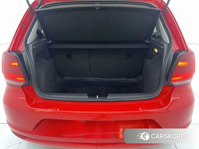 Volkswagen Polo id 4253338 из Китая 9
