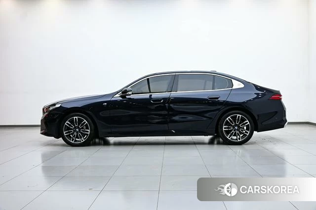 BMW 5 series id 4271289 из Китая 9