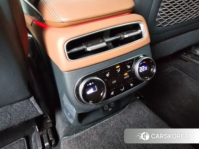 Genesis GV70 id 2939219 из Кореи 9