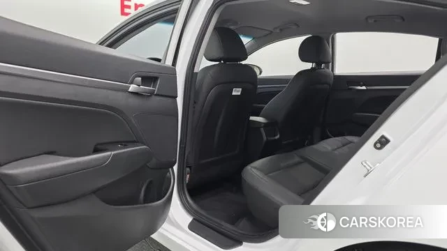 Hyundai The New Avante AD id 3428994 из Кореи 9