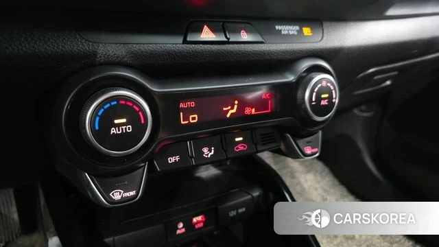 Kia Stonic id 4356288 из Кореи 9
