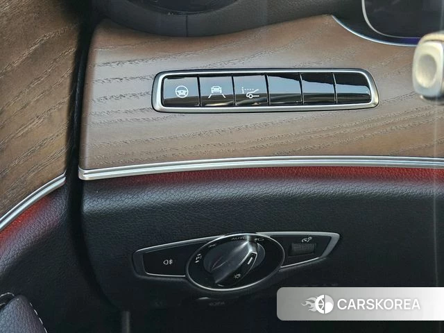 Mercedes-Benz E-Class W213 id 4392642 из Кореи 9
