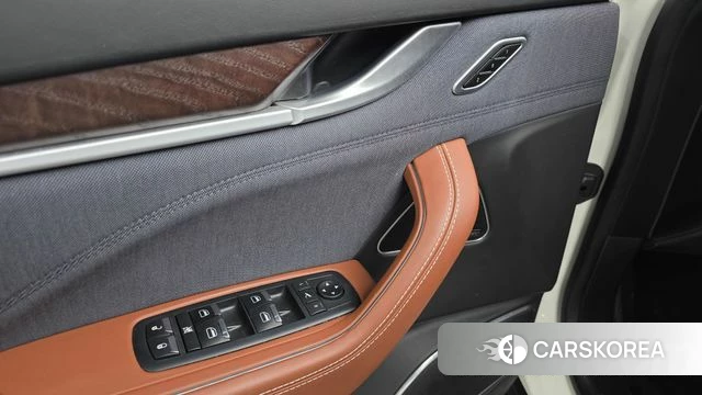 Maserati Levante id 3872632 из Кореи 9