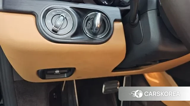 Porsche 911 id 3330733 из Кореи 9