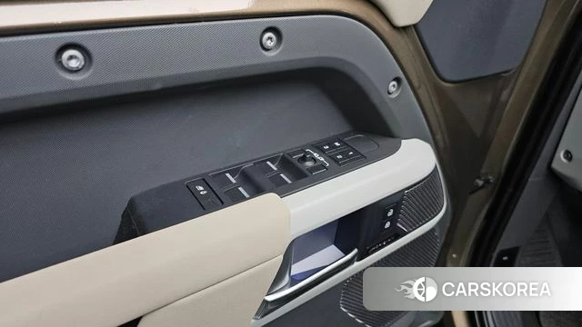 Land Rover Defender (L663) id 4230360 из Кореи 9