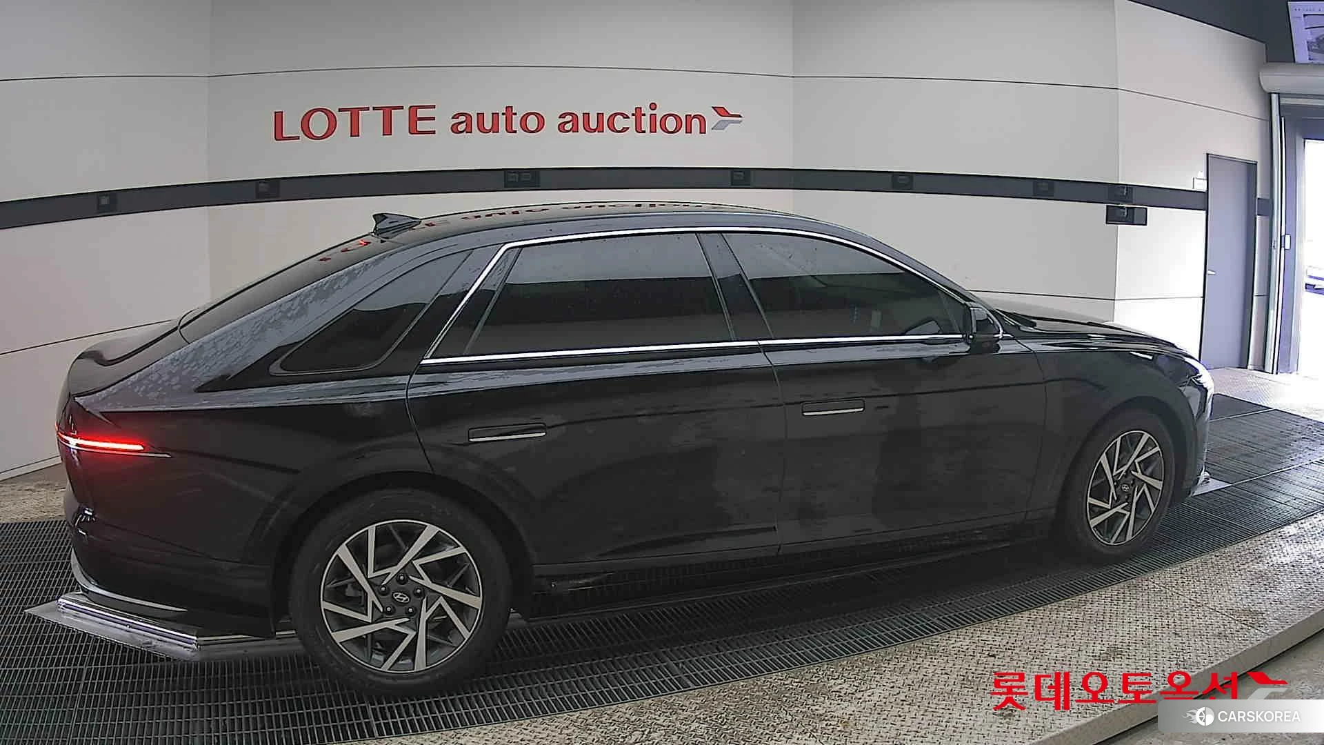 Hyundai Grandeur Hybrid id 3888320 из Кореи 9