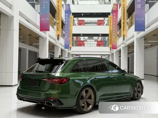 Audi RS 4 id 4211698 из Китая 9