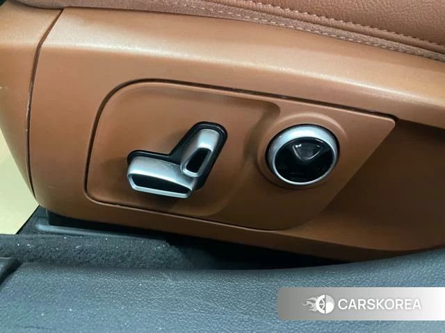 Maserati Ghibli id 4208622 из Китая 9